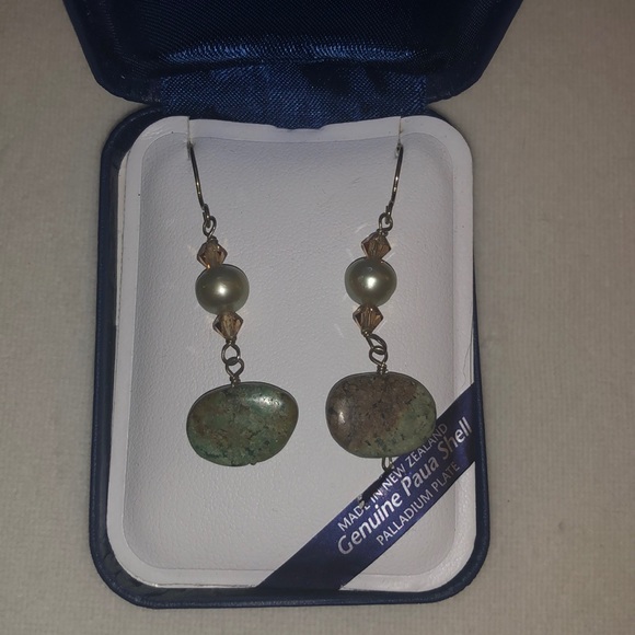 Ariki Paua Shell Dangly Earrings - Picture 2 of 2